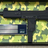 紙紮烏茲衝鋒槍